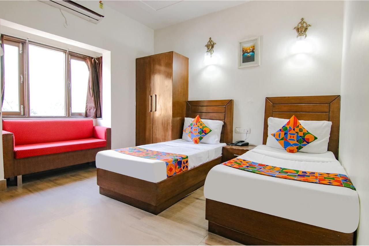 Fabhotel The Green Majestic Dehradun Exterior photo